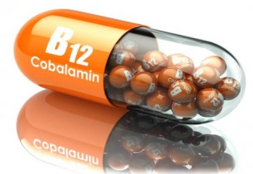 ویتامین B12 ، عوارض و فواید