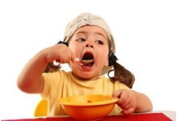 مولتی ویتامین شناسی: محتوای ویتامین A و E در غذاهای کودک تجاری: آیا جای نگرانی وجود دارد؟