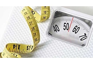 مولتی ویتامین ها و نقش آن ها در  کاهش وزن زنان چاق